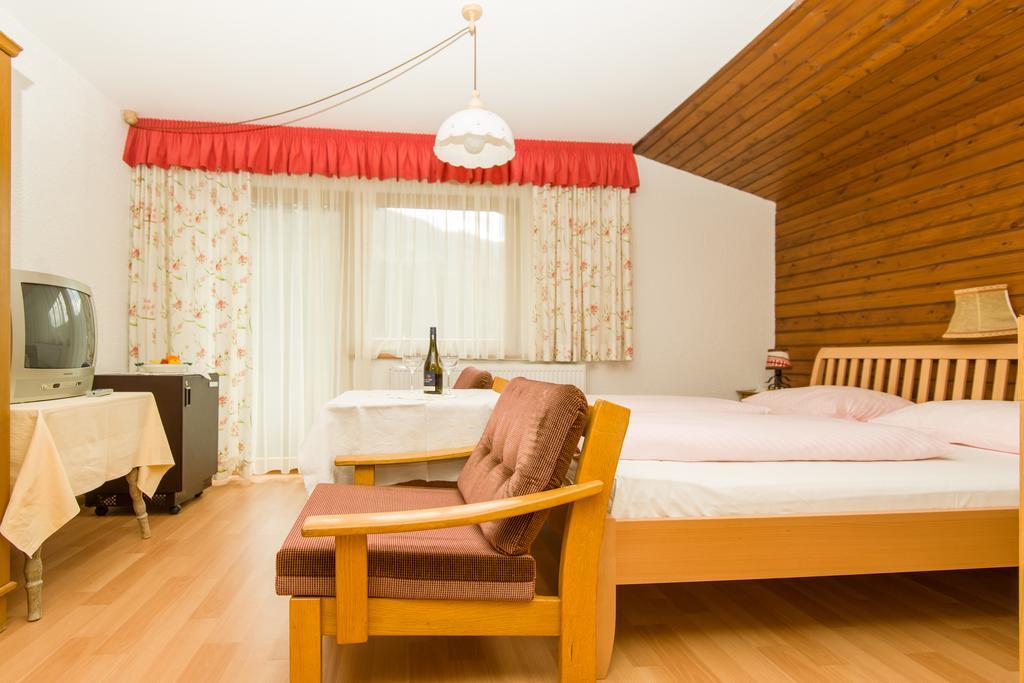 Gaestehaus Helga シャルニッツ 部屋 写真